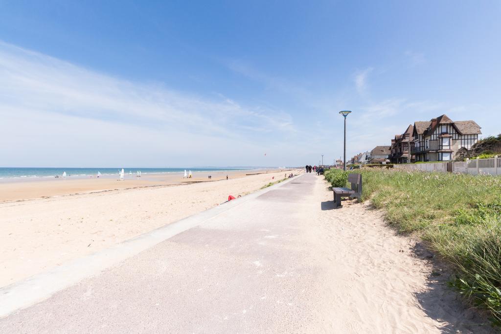 Le Canada Hermanville-sur-Mer Екстериор снимка